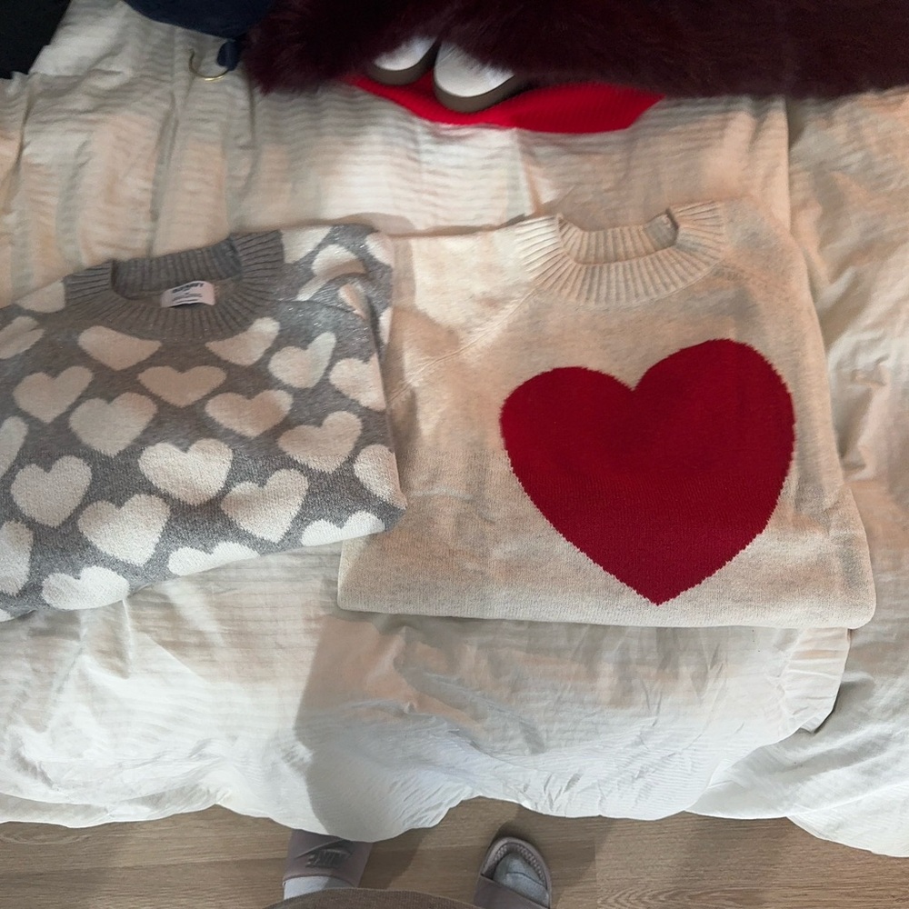 Heart Pattern Sweater - Red and Gray